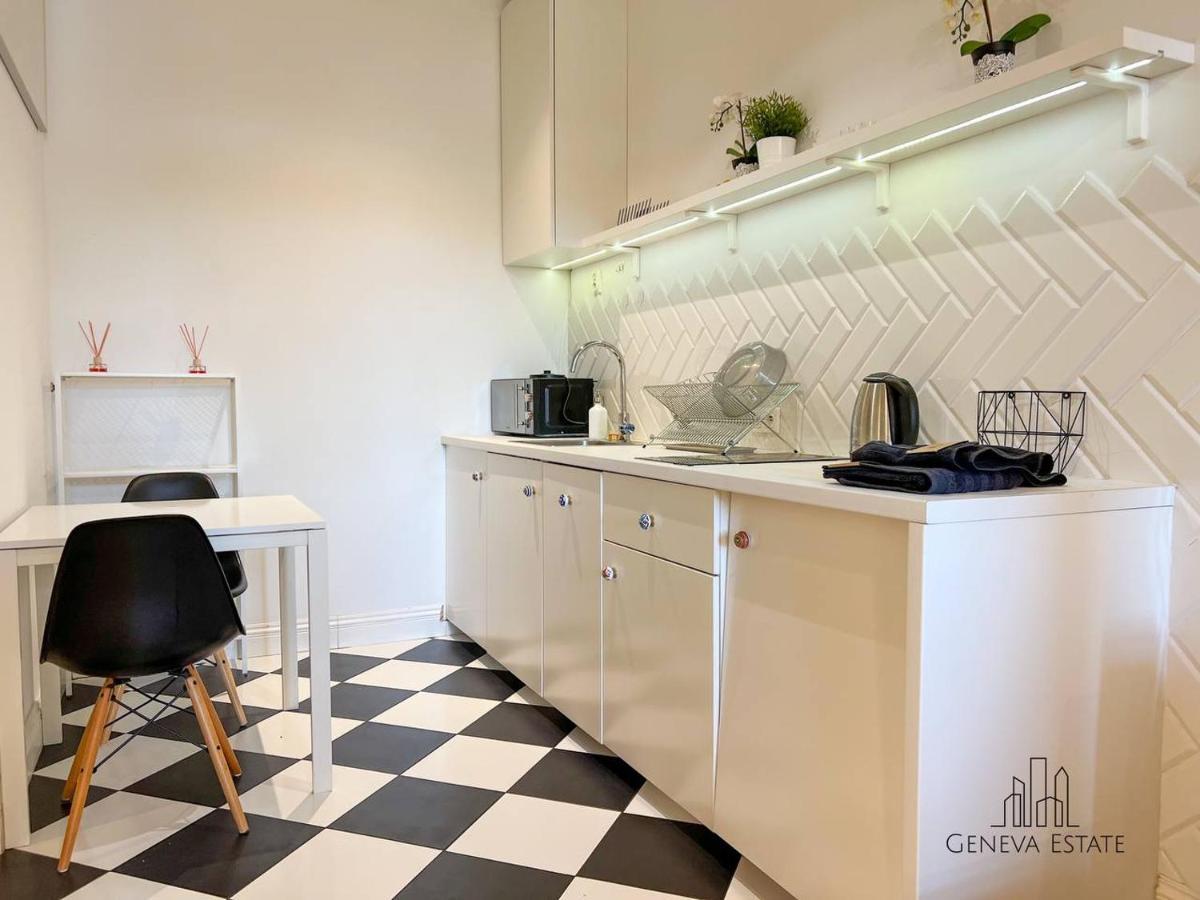 Special In The Center Of Apartment *